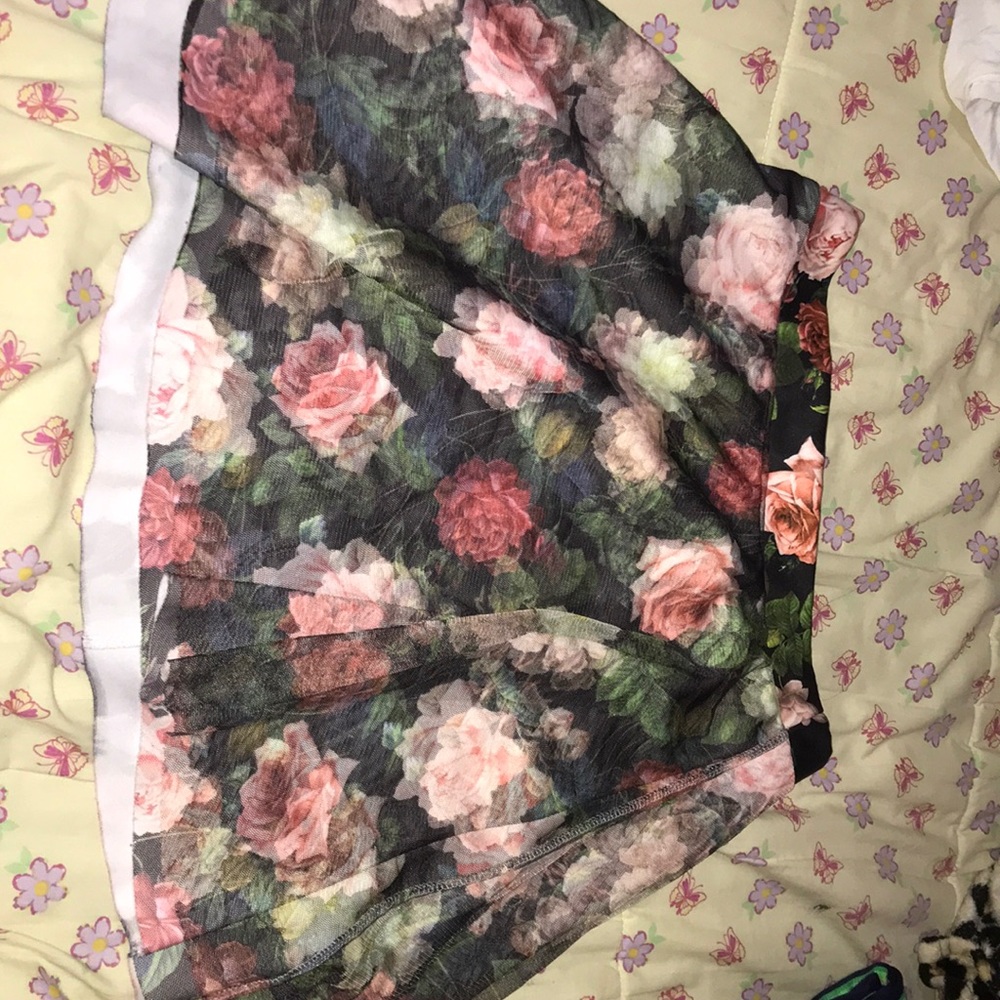 Flowered skirt